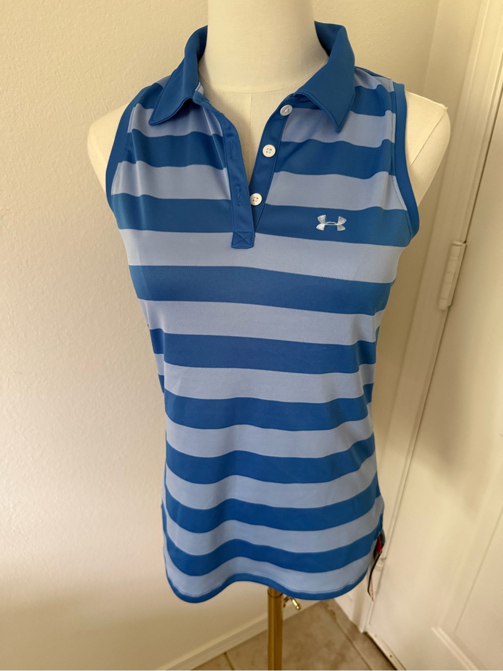 Under Armour Women’s Blue Striped Sleeveless Polo Tank Top